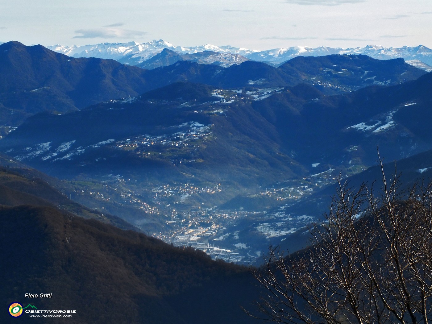 24 Vista verso la conca di Zogno.JPG